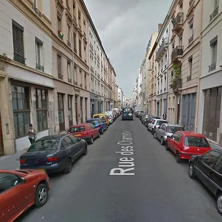 Appartement Les Charmettes Du 6ème - Aulyondort
